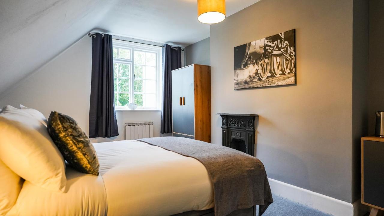 The Old Railway Porton Hotell Eksteriør bilde